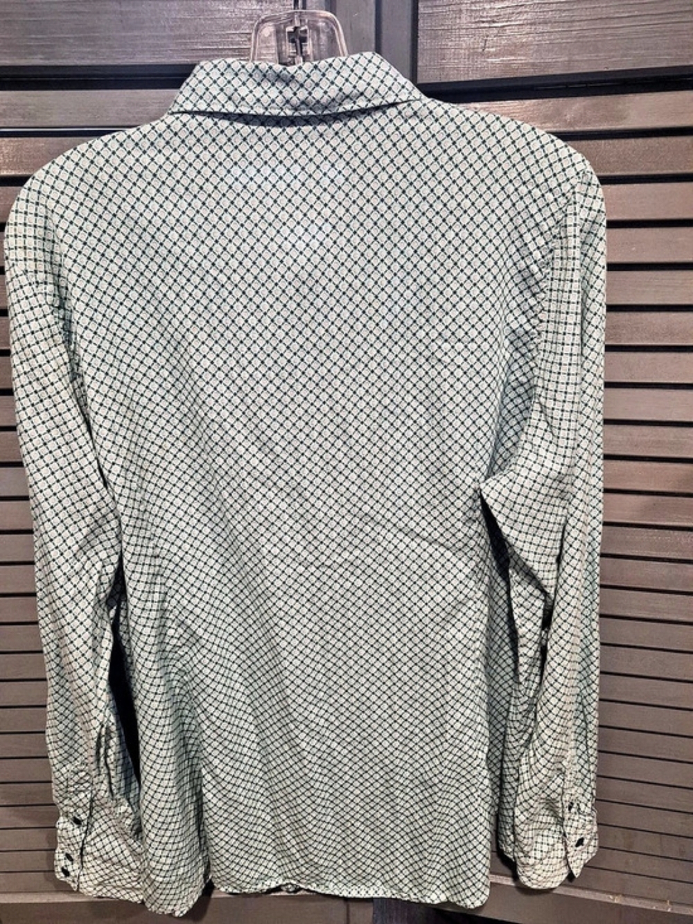 Cinch Women's Geometric Button Down Green & Pink - Picture 2 of 3